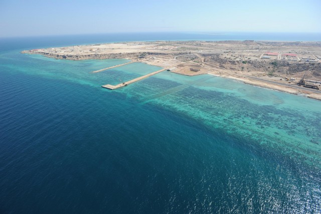 عکس های هوایی از جزیره خارگ 12