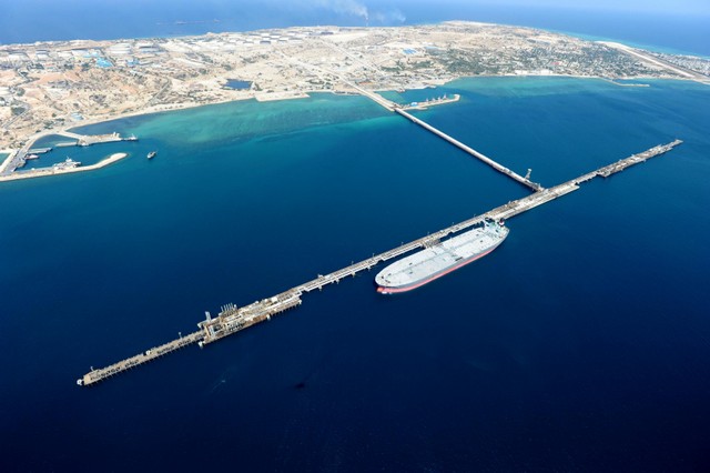 عکس های هوایی از جزیره خارگ 18