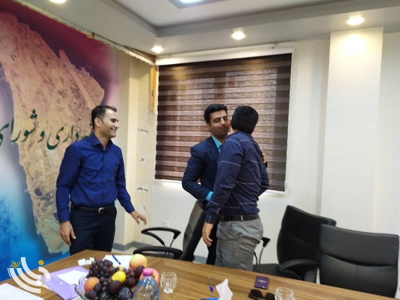 هیات رئیسه سال سوم شورا خارگ 6