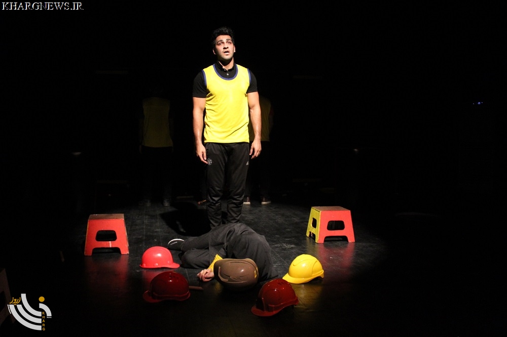 نمایش جنگ بازی 10