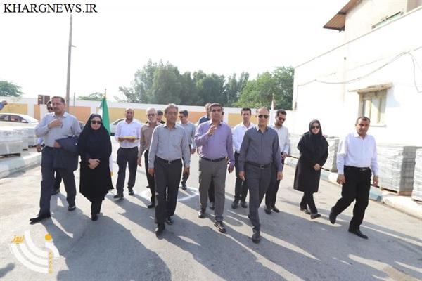 آغاز عملیات سنگ‌فرش معابر شهری در خارگ