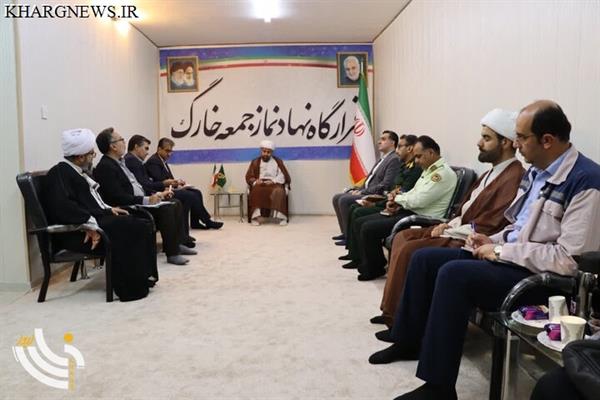 تأکید امام جمعه خارگ بر انسجام‌بخشی هفته فرهنگی و اعتکاف