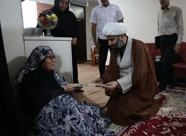 شهید جایگاه بلندی نزد خداوند دارد