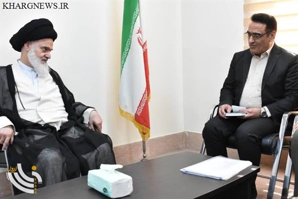 حسینی بوشهری: مشکل صدور سند مالکیت مردم جزیره خارگ برطرف شود