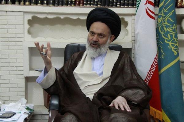 در خانه بمانیم تا کرونا زودتر ریشه‌کن شود