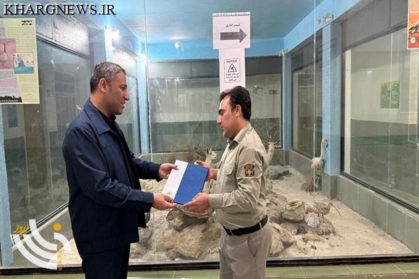 پتروشیمی خارک از پرسنل اداره حفاظت محیط زیست جزیره تقدیر کرد