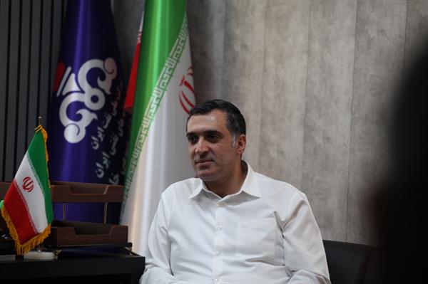 پیام تبریک مدیر عملیات عمومی خارگ به مناسبت ۱۲ فروردین روز جمهوری اسلامی ایران