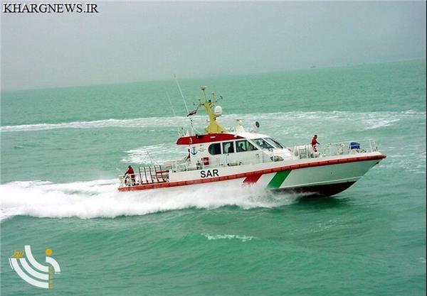 عملیات امدادرسانی به شناور در ۵ مایلی گناوه با موفقیت انجام شد