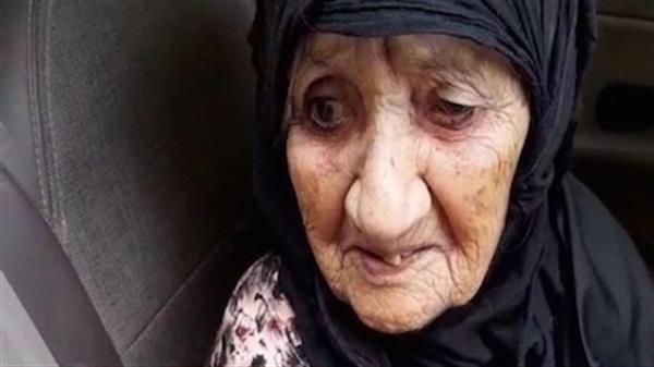 پیرزن ۱۱۲ ساله ساکن عسلویه واکسن کرونا زد