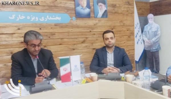 تأکید بخشدار خارگ بر برخورد با تأخیر در پرداخت حقوق کارگران