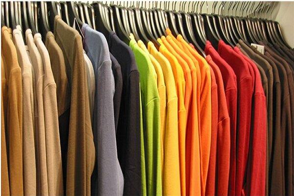 ۱۴ میلیارد ریال پوشاک به کمیته امداد بوشهر واگذار شد