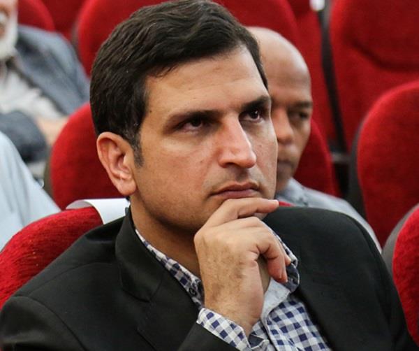 عضو شورای شهر خارگ درگذشت مادر شهید والا مقام شنویی را تسلیت گفت