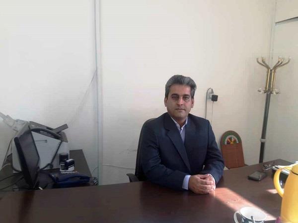 معلمان سنگ بنا رونق تولید هستند