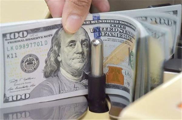 دلار و یورو در آستانه تغییر کانال/ بازار ارز تابستان را چگونه آغاز کرد؟