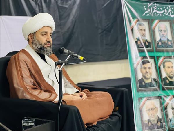 مراسم چهلم شهدای اقتدار در خارگ برگزار شد