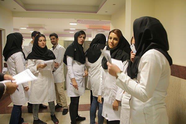 مطالبات پرستاران استان بوشهر پرداخت می‌شود
