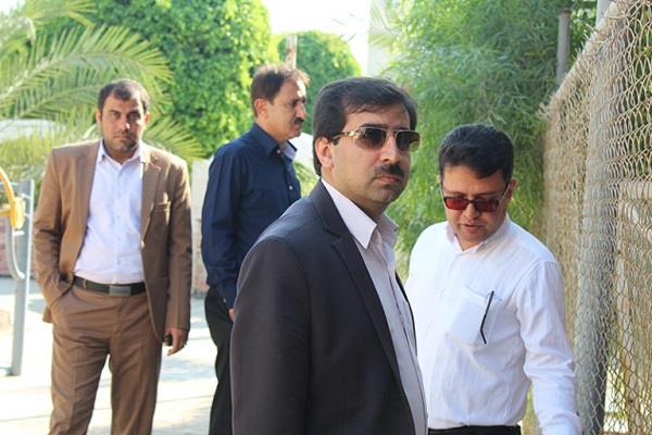 بازدید شهردار جزیره خارگ از فعالیت های عمرانی شهرداری